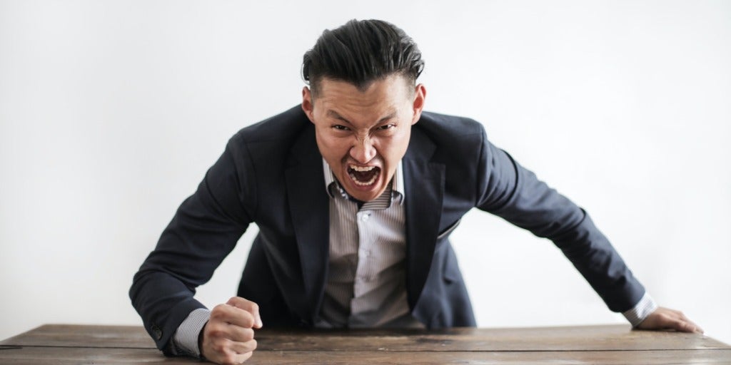 7 Challenges that Keep Operations Managers Up at Night